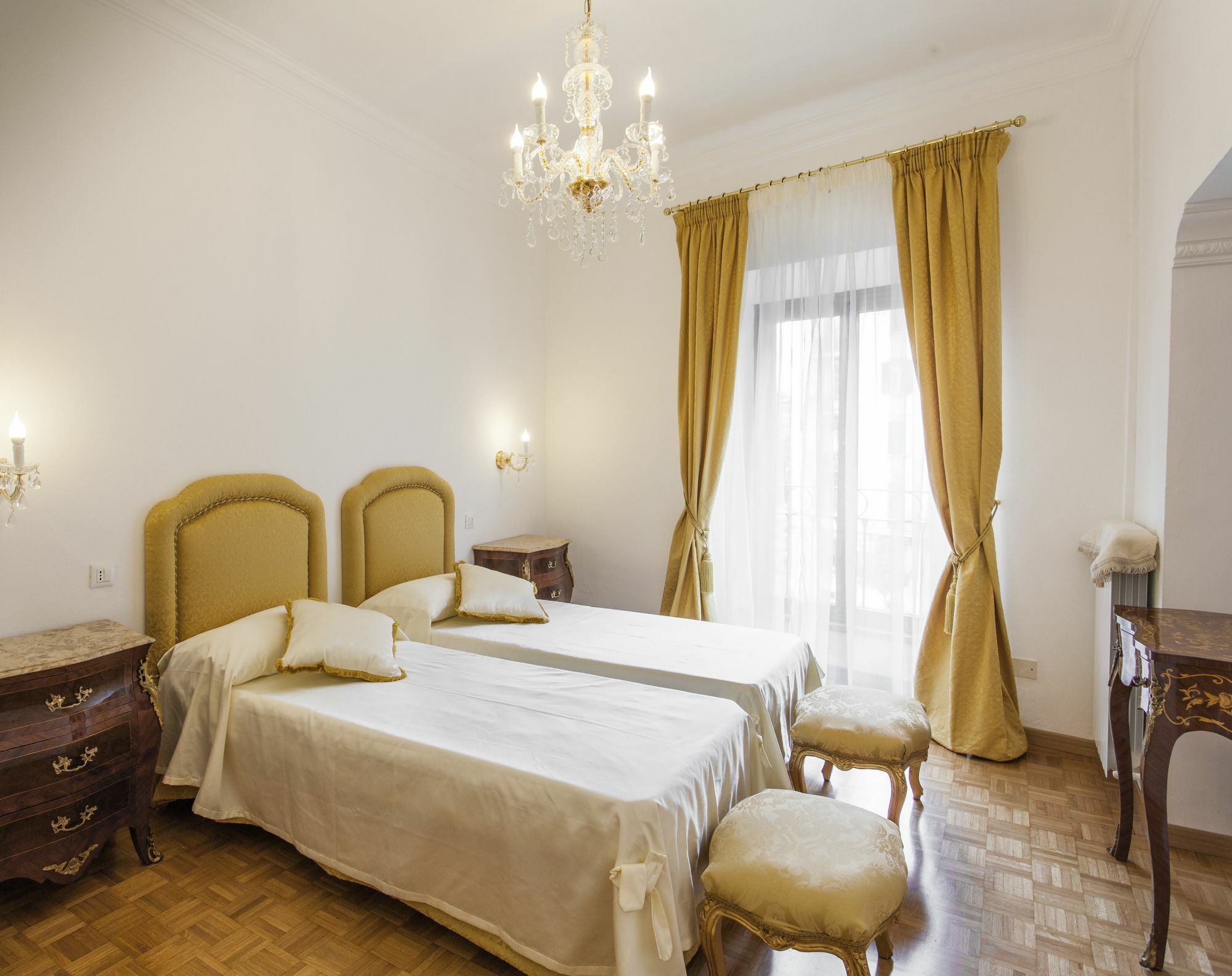 Suite Sarandrea Рим Екстериор снимка